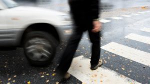 Pedestrian-Cars-Right-of-Way